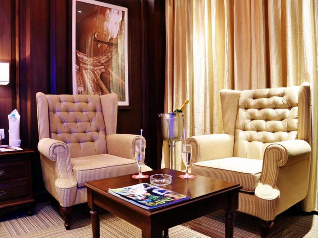 Hotel Golden Heritage Pahalgām Zewnętrze zdjęcie